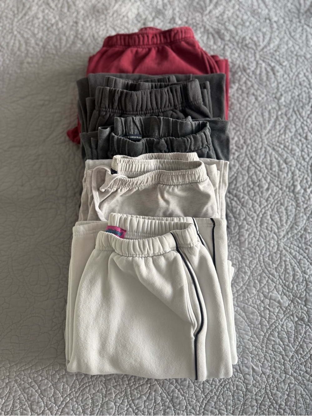 Lot of 5  Women's Sweatpants. Aritzia, Edikted, Garage, Brandi Melville.